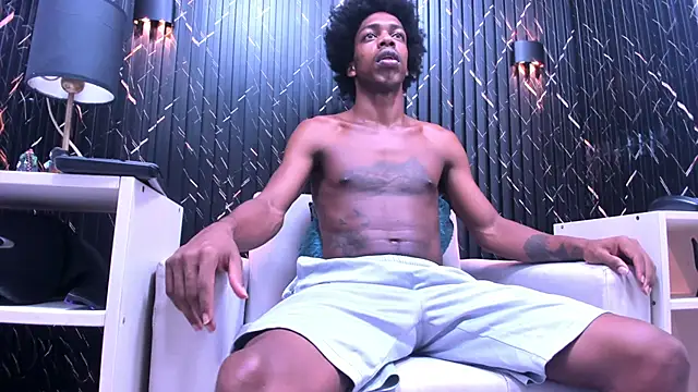 LarryCollin online show from September 18, 2025, 3:37 pm