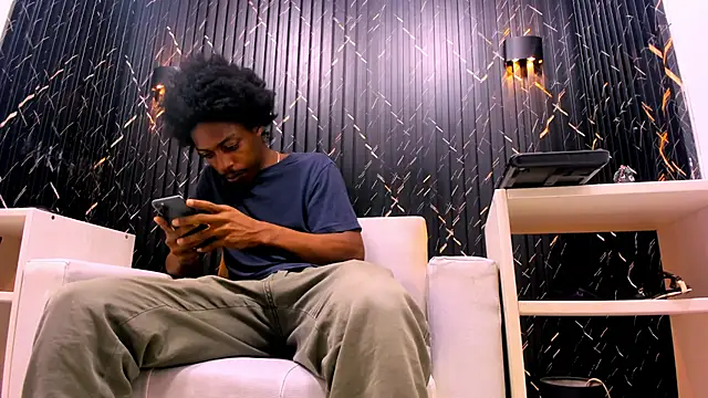 LarryCollin online show from October 8, 2025, 3:41 am