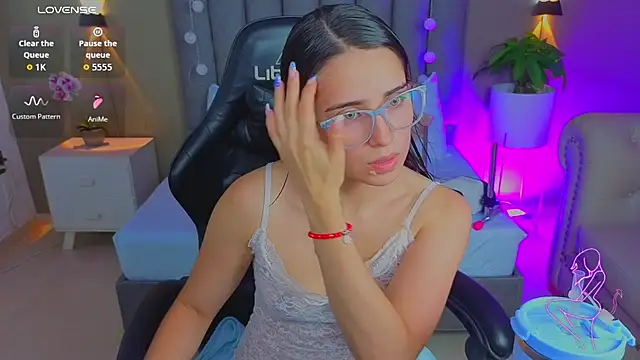 angelica dymond online show from April 15, 2026, 7:51 pm