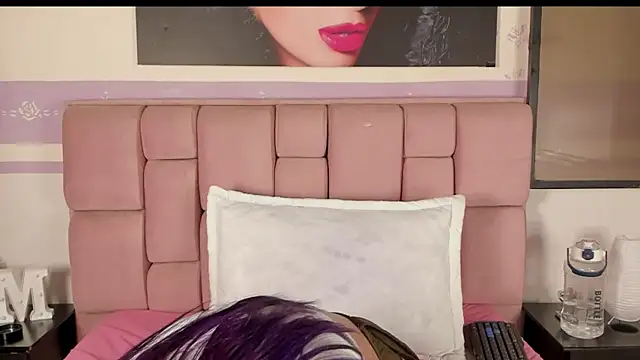 Snapshot of MicaelaHot_ chatting on March 16, 2025, 10:11 am MicaelaHot  online show from March 16, 2025, 10:11 am