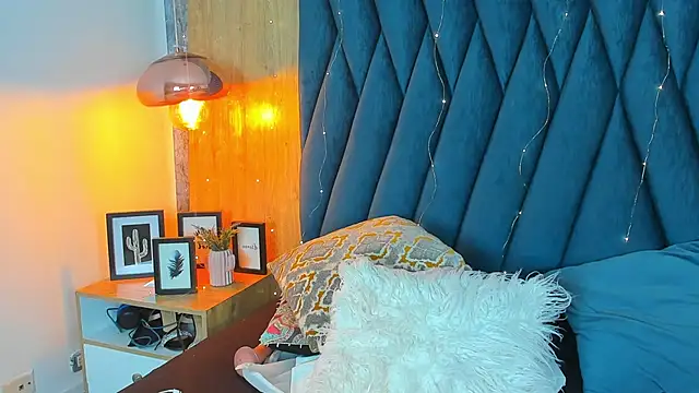 vallenope 11 online show from February 20, 2025, 1:51 pm