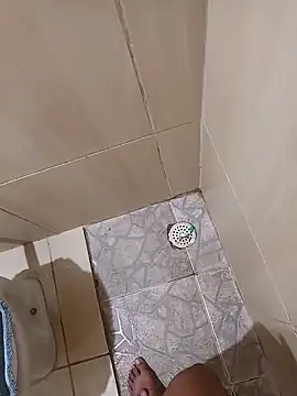 Snapshot of 1995eduardo chatting on February 18, 2025, 8:47 pm 1995eduardo online show from February 18, 2025, 8:47 pm