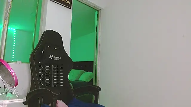 giuliana andrade online show from March 21, 2026, 12:34 am