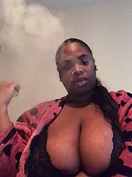 cocodreamxoxo online show from December 25, 2024, 1:09 pm