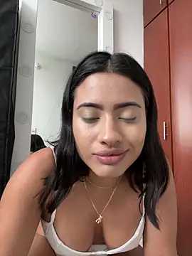 AlessaPears online show from December 19, 2024, 9:27 pm