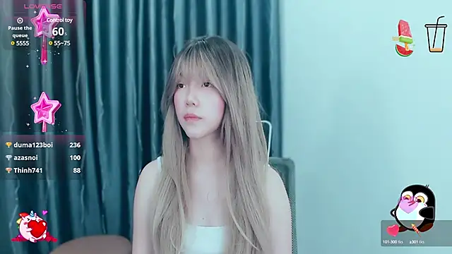 -Poison-Ivy- online show from December 7, 2024, 1:24 pm