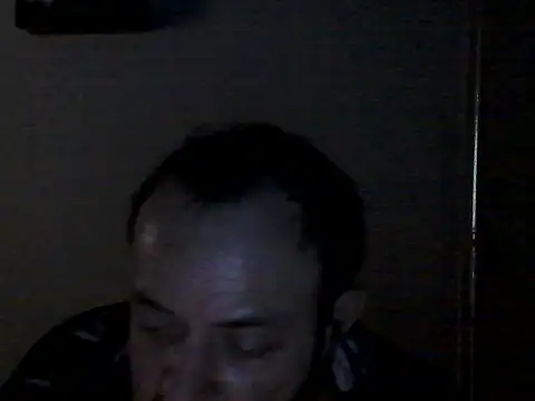 Snapshot of Leocesar37 chatting on September 21, 2025, 11:48 am Leocesar37 online show from September 21, 2025, 11:48 am