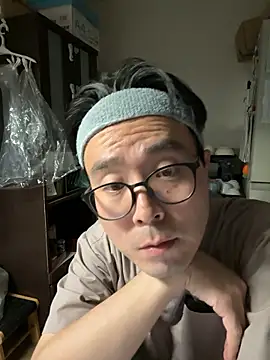 Snapshot of shigeki-113 chatting on October 3, 2025, 1:34 pm shigeki-113 online show from October 3, 2025, 1:34 pm