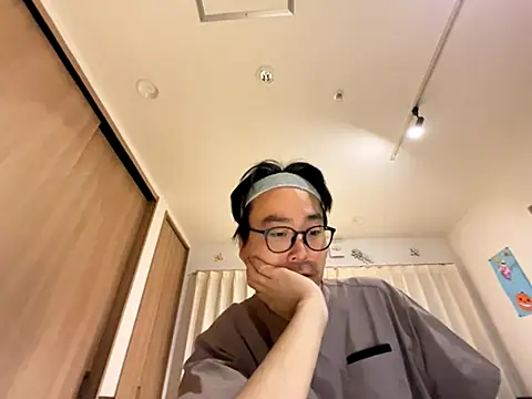 Snapshot of shigeki-113 chatting on October 31, 2025, 12:46 pm shigeki-113 online show from October 31, 2025, 12:46 pm