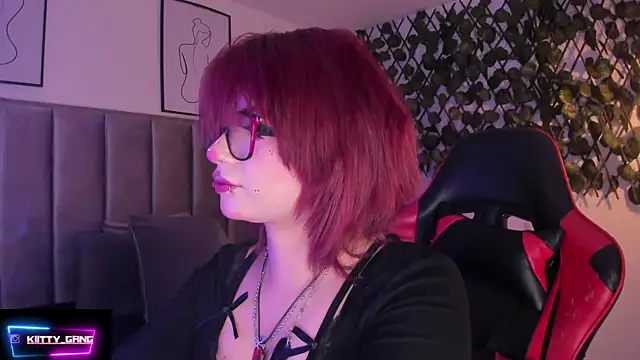 Snapshot of Kitty_Gang chatting on September 20, 2025, 2:49 am Kitty Gang online show from September 20, 2025, 2:49 am