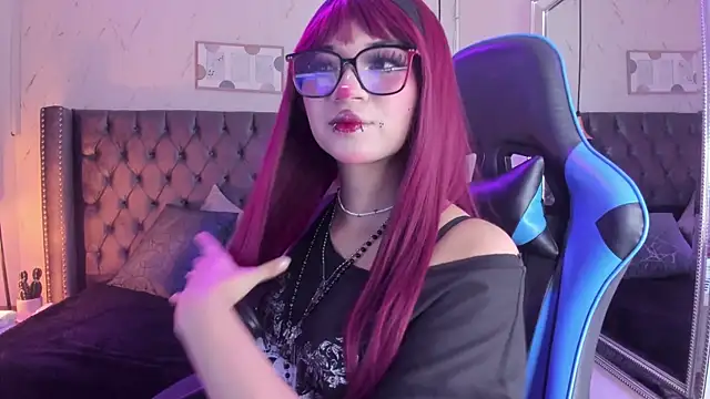 Snapshot of Kitty_Gang chatting on October 1, 2025, 2:38 am Kitty Gang online show from October 1, 2025, 2:38 am