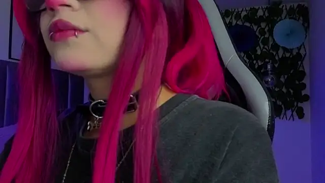 Kitty Gang online show from May 16, 2026, 1:37 am