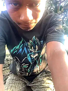 Snapshot of ShroveRising chatting on December 18, 2025, 9:25 am ShroveRising online show from December 18, 2025, 9:25 am