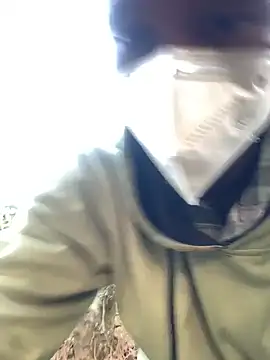 Snapshot of ShroveRising chatting on January 6, 2026, 10:30 am ShroveRising online show from January 6, 2026, 10:30 am