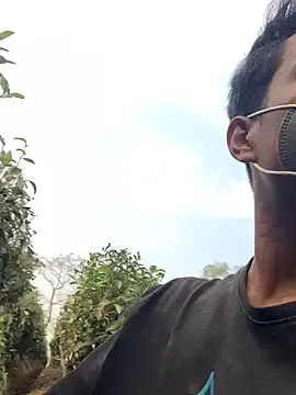 Snapshot of ShroveRising chatting on February 26, 2026, 9:42 am ShroveRising online show from February 26, 2026, 9:42 am