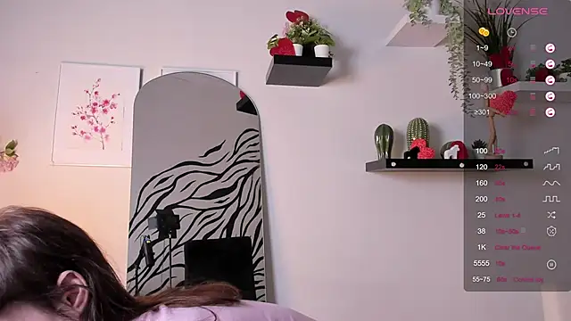 Snapshot of Fog_Foggy_Love chatting on February 22, 2025, 12:05 am Fog Foggy Love online show from February 22, 2025, 12:05 am