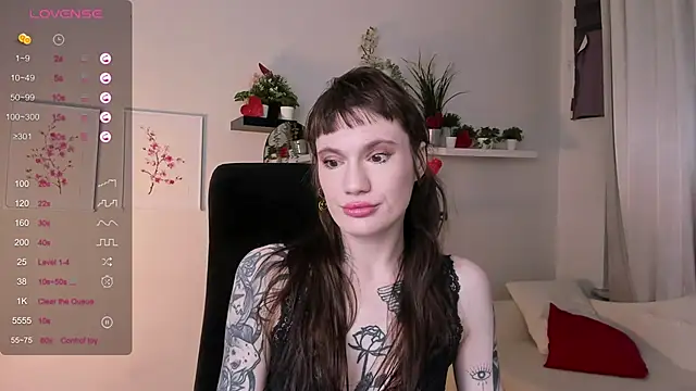 Snapshot of Fog_Foggy_Love chatting on February 16, 2025, 9:38 pm Fog Foggy Love online show from February 16, 2025, 9:38 pm