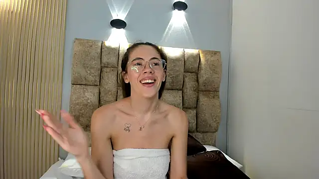 yulievans online show from March 18, 2025, 7:22 am