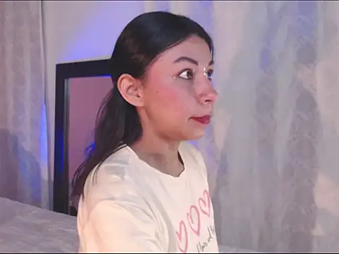 Snapshot of selene_gils chatting on October 21, 2025, 10:20 pm selene gils online show from October 21, 2025, 10:20 pm