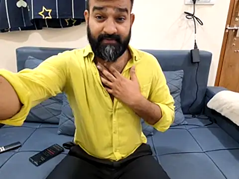 Snapshot of Fun_Guuy chatting on October 27, 2025, 6:53 pm Fun Guuy online show from October 27, 2025, 6:53 pm