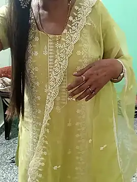 Snapshot of Saroj-Shah chatting on September 22, 2025, 5:46 am Saroj-Shah online show from September 22, 2025, 5:46 am