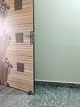 Snapshot of Saroj-Shah chatting on October 10, 2025, 9:10 am Saroj-Shah online show from October 10, 2025, 9:10 am