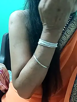 Snapshot of Saroj-Shah chatting on October 16, 2025, 4:59 pm Saroj-Shah online show from October 16, 2025, 4:59 pm