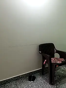 Snapshot of Saroj-Shah chatting on October 8, 2025, 5:31 am Saroj-Shah online show from October 8, 2025, 5:31 am