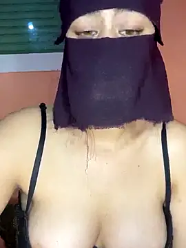 Lalou online show from November 17, 2025, 10:19 am