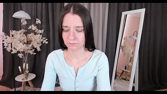 helentasty online show from February 21, 2025, 5:24 am
