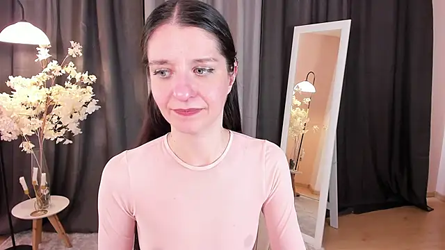 helentasty online show from March 3, 2025, 9:45 am