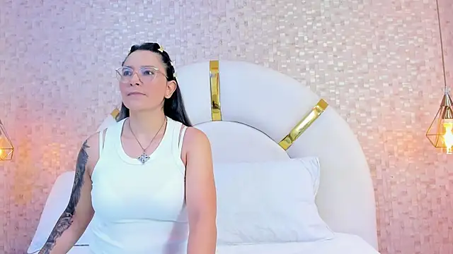 sophie 1 online show from March 13, 2025, 3:11 am