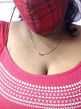 mallu-sumi online show from February 2, 2026, 6:34 am