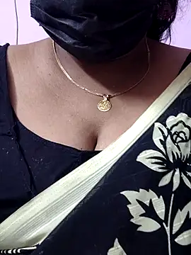 mallu-sumi online show from February 24, 2026, 6:42 pm