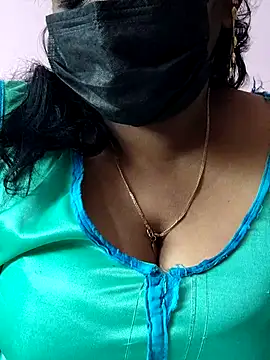 mallu-sumi online show from April 10, 2026, 4:30 am