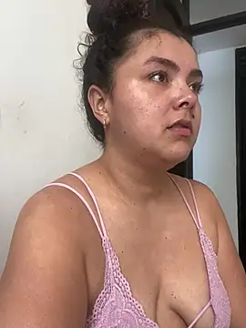 Snapshot of CCHATAL chatting on February 25, 2025, 7:27 pm CCHATAL online show from February 25, 2025, 7:27 pm