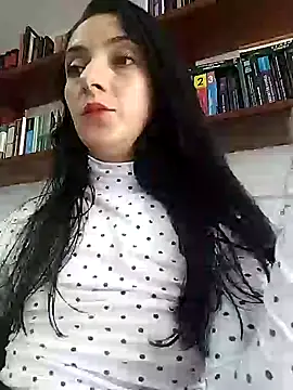 Snapshot of amellie_ros chatting on December 21, 2024, 9:47 pm amellie ros online show from December 21, 2024, 9:47 pm