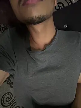 Snapshot of Privateseducer chatting on October 4, 2025, 12:23 am Privateseducer online show from October 4, 2025, 12:23 am