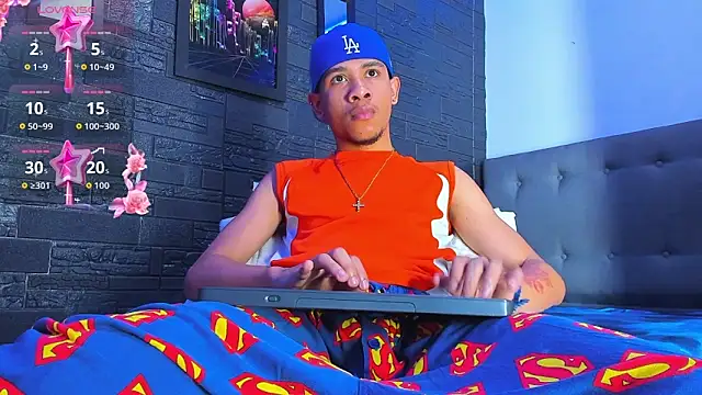 Romancartier 1 online show from November 13, 2025, 5:44 am