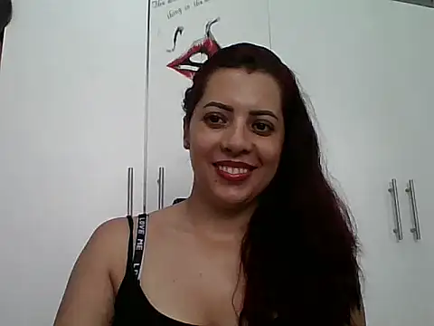 Anne kis online show from January 15, 2025, 5:47 pm