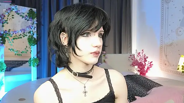 dark vamp  online show from March 1, 2025, 12:23 pm