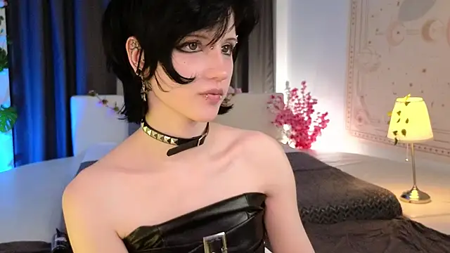 dark vamp  online show from February 27, 2025, 2:00 pm