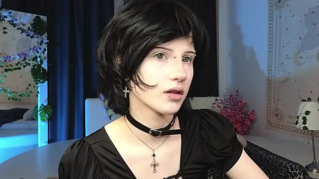 dark vamp  online show from March 2, 2025, 7:43 am