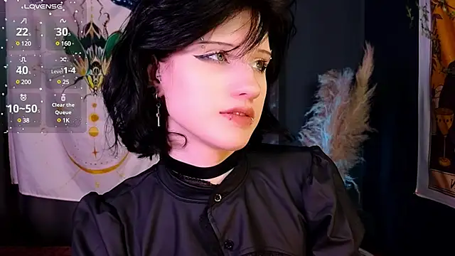 dark vamp  online show from January 15, 2025, 5:05 pm