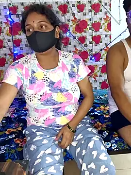 PeaCoooock online show from September 17, 2025, 7:05 pm