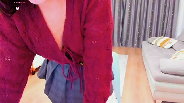 Snapshot of Miss_A chatting on September 21, 2025, 11:32 pm Miss A online show from September 21, 2025, 11:32 pm