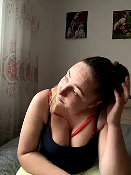 Joannakiss online show from November 13, 2025, 2:43 pm