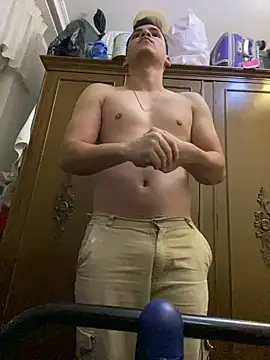 diego7990  online show from December 5, 2024, 5:44 pm