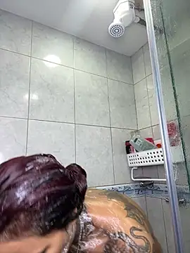 Snapshot of dolcebella chatting on October 6, 2025, 2:40 pm dolcebella online show from October 6, 2025, 2:40 pm