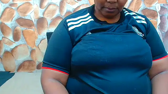 Snapshot of AfricanBigAssxx98 chatting on November 1, 2025, 10:53 am AfricanBigAssxx98 online show from November 1, 2025, 10:53 am